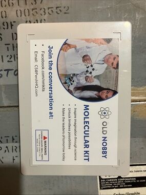 Old Nobby Molecular Kit - White with Blue Accent
